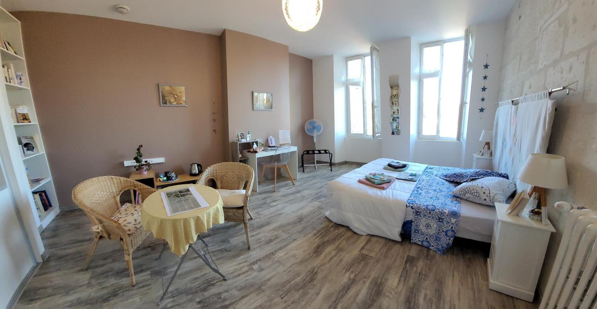 La Belle Etoile Bed and Breakfast Saintes Εξωτερικό φωτογραφία